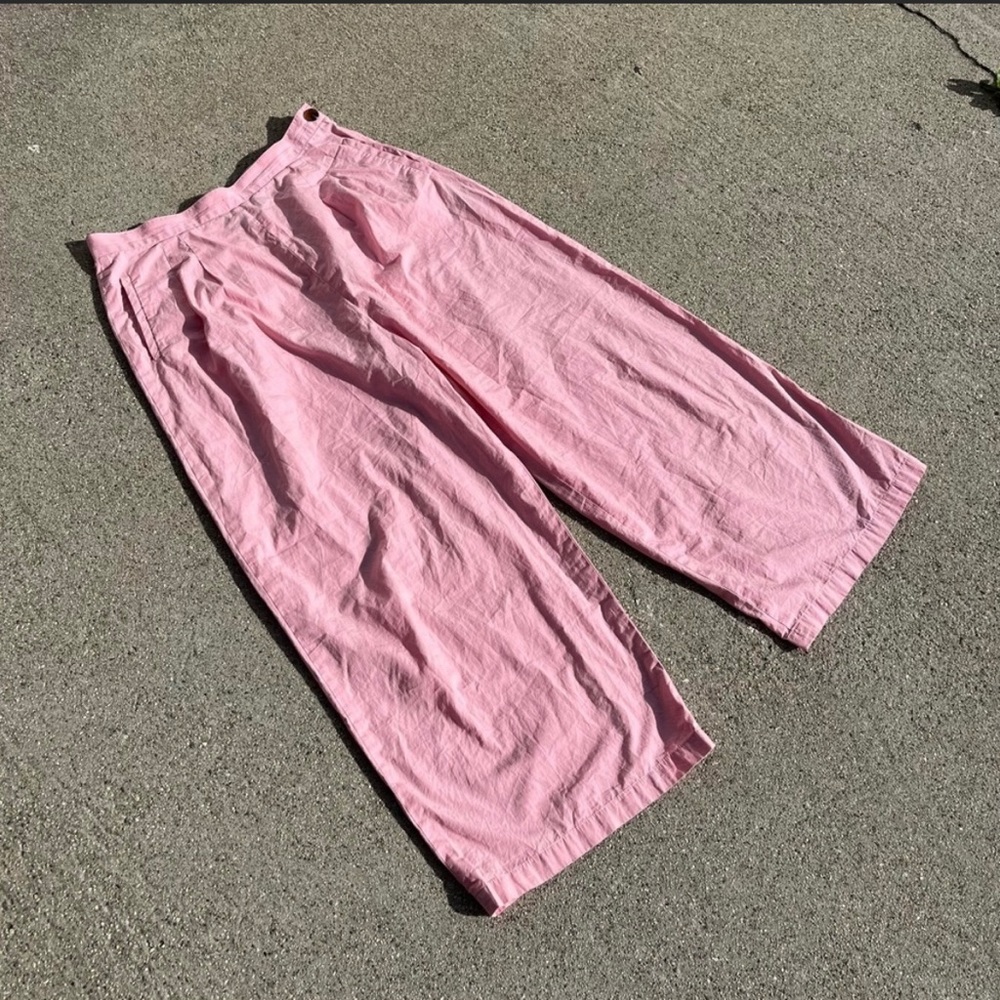 No. 6 store pink wide legged cropped pants. Excellent condition no flaws. Size 3